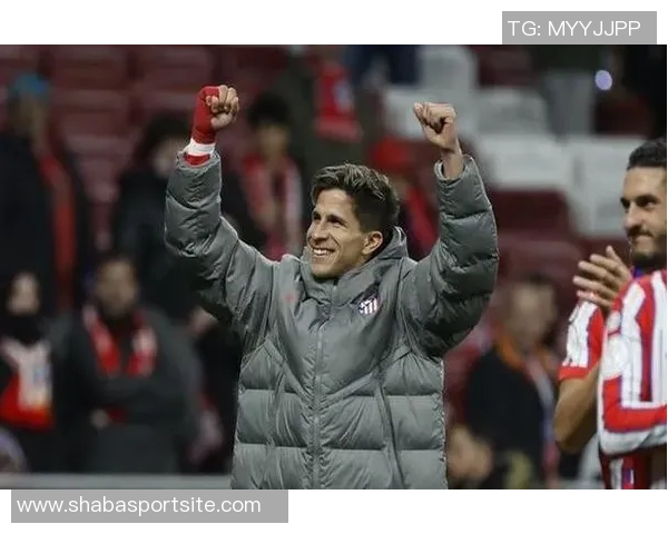 小西蒙尼崭露头角成为马竞阵中关键球员展现出显著进步 小西蒙尼崭露头角成为马竞阵中关键球员展现出显著进步