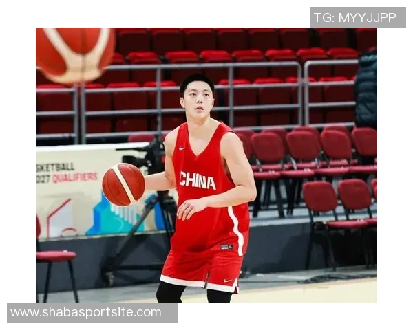 CBA新赛季明星球员争夺战赵睿郭艾伦胡明轩赵继伟占据买脚名额