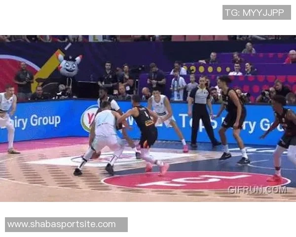 约基奇与卢卡的饮食之道如何塑造他们的职业生涯与身体状态 约基奇与卢卡的饮食之道如何塑造他们的职业生涯与身体状态