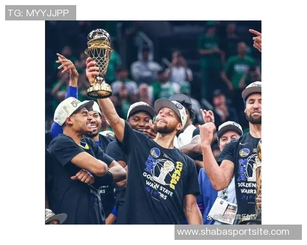 波姐称赞卢尼十年勇士生涯与冠军成就追随他的脚步是每个球员的目标