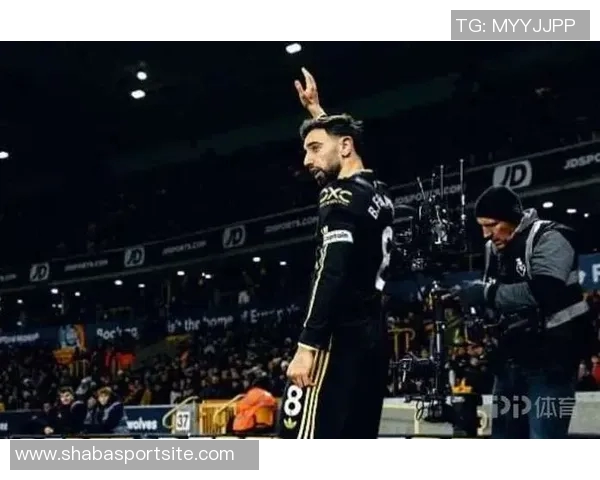 B费英超进球达65个仅次于C罗成葡萄牙球员第二高射手 B费英超进球达65个仅次于C罗成葡萄牙球员第二高射手